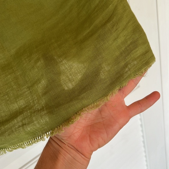 Reformation π cute green top XS - Picture 4 of 5